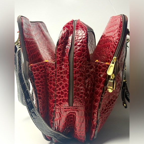 Samantha Brown 16" Red Faux Crocodile Embossed Computer Business Travel Bag - Picture 11 of 16